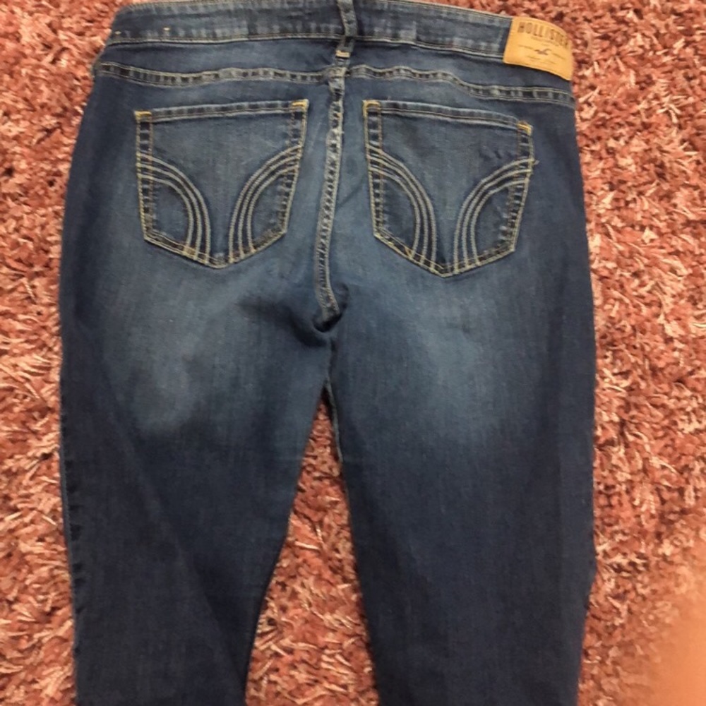 Hollister dark/light